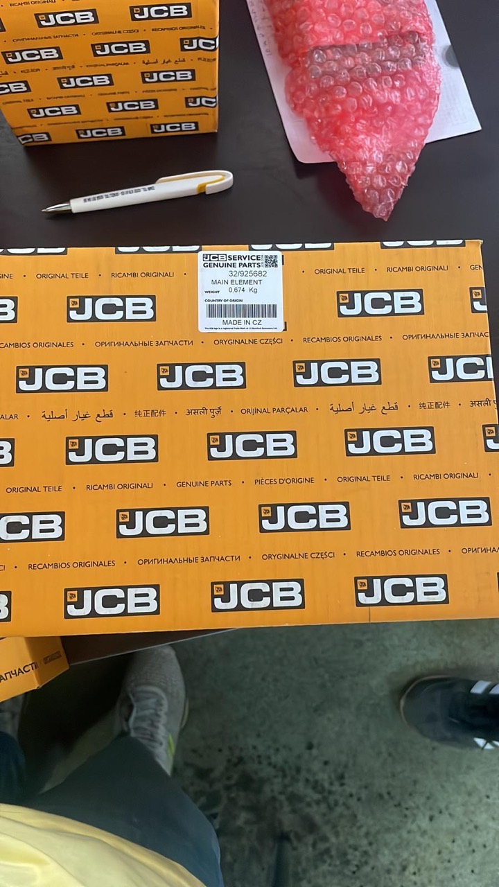 Воздушный фильтр JCB 32/925682 — основной наружный элемент — фото 1