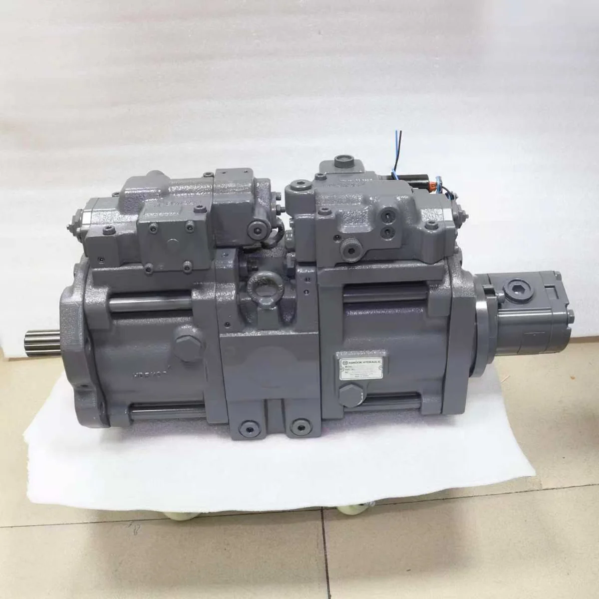 HANDOK H5V80DTP-12T из материалов заказа для Hitachi ZX160W